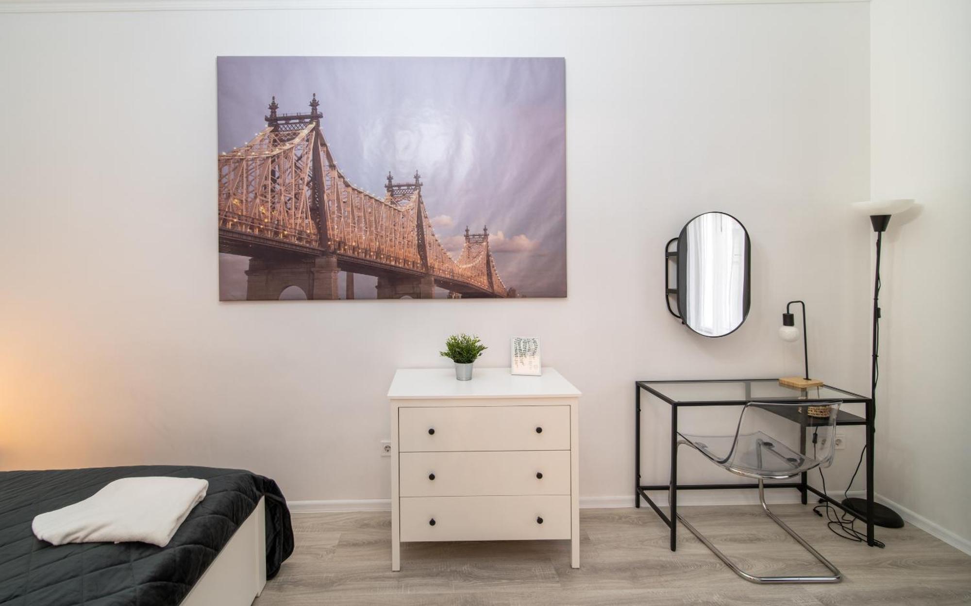 Perfect Location,Newly Decorated Modern, Large Place 60 M2, Really Quiet So You Can Have A Good Night Sleep, Ac, Netflix, Smart Tv, High-Speed Internet, World Famous New York Cafe Only 10 Minutes Walk Будапеща Екстериор снимка
